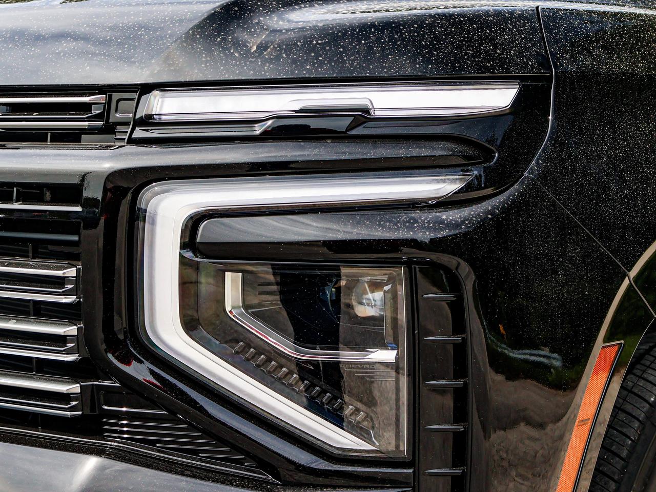 2026 Chevrolet Suburban High Country Photo