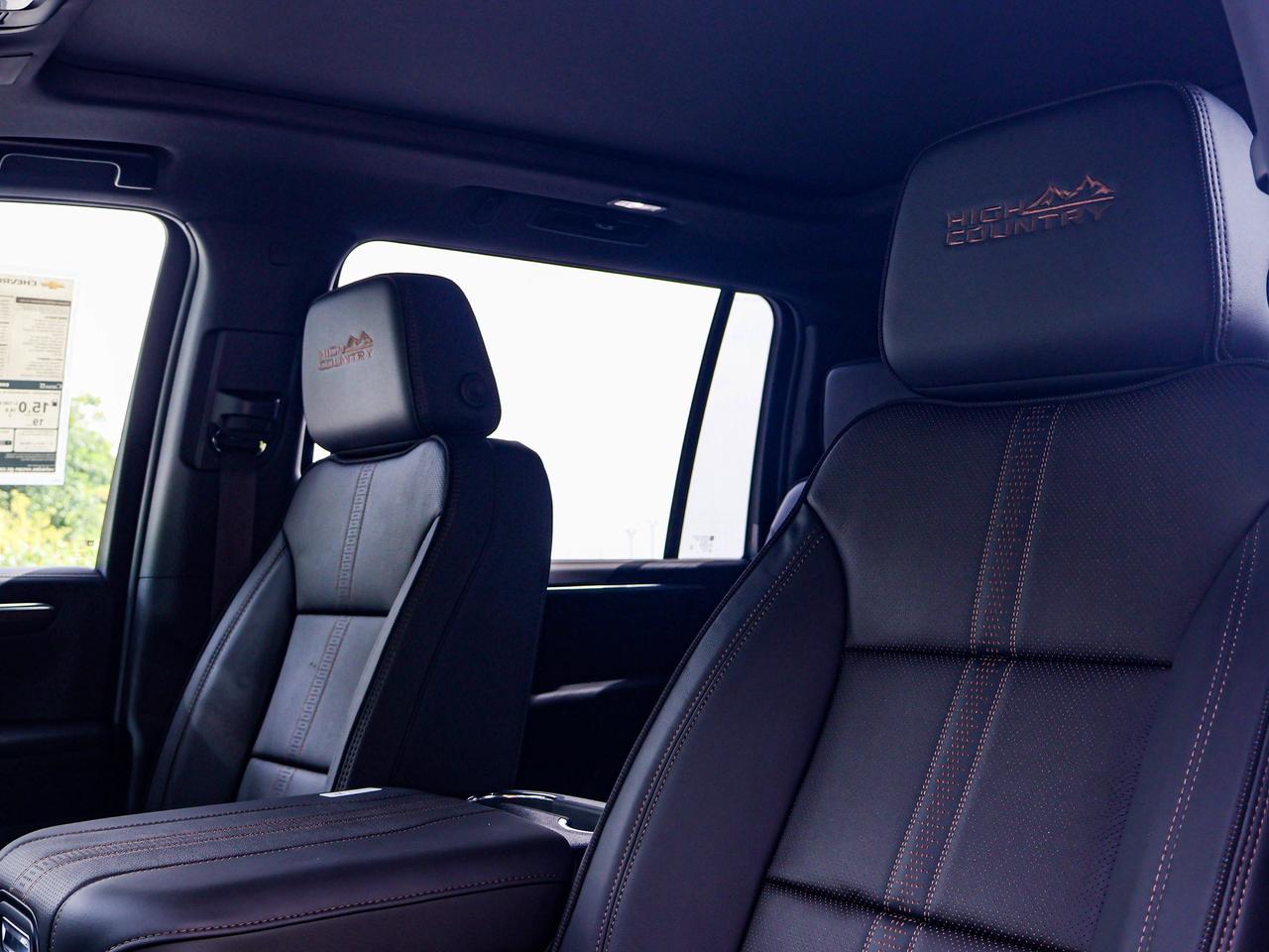 2026 Chevrolet Suburban High Country Photo