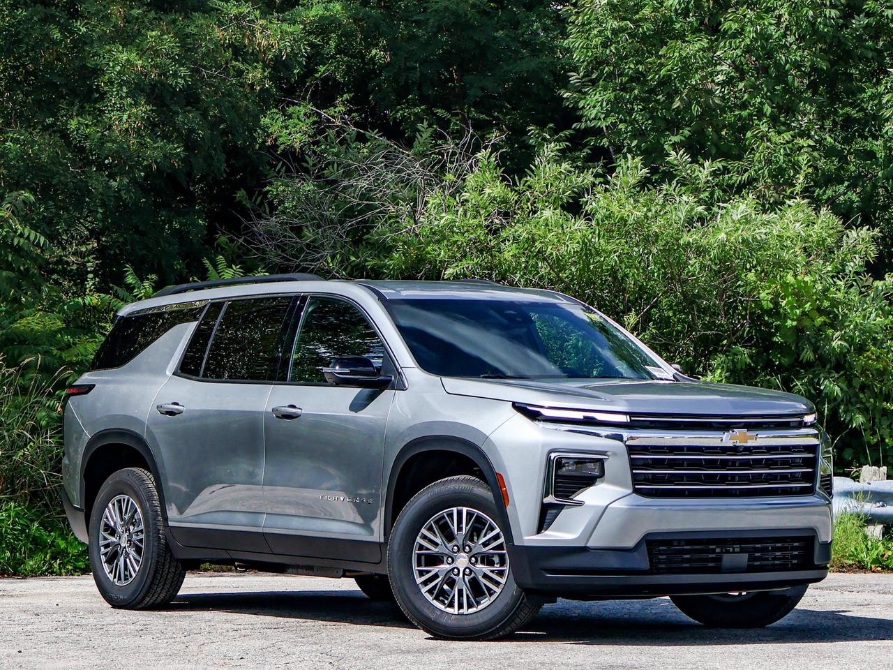 2027 Chevrolet Traverse LT Photo