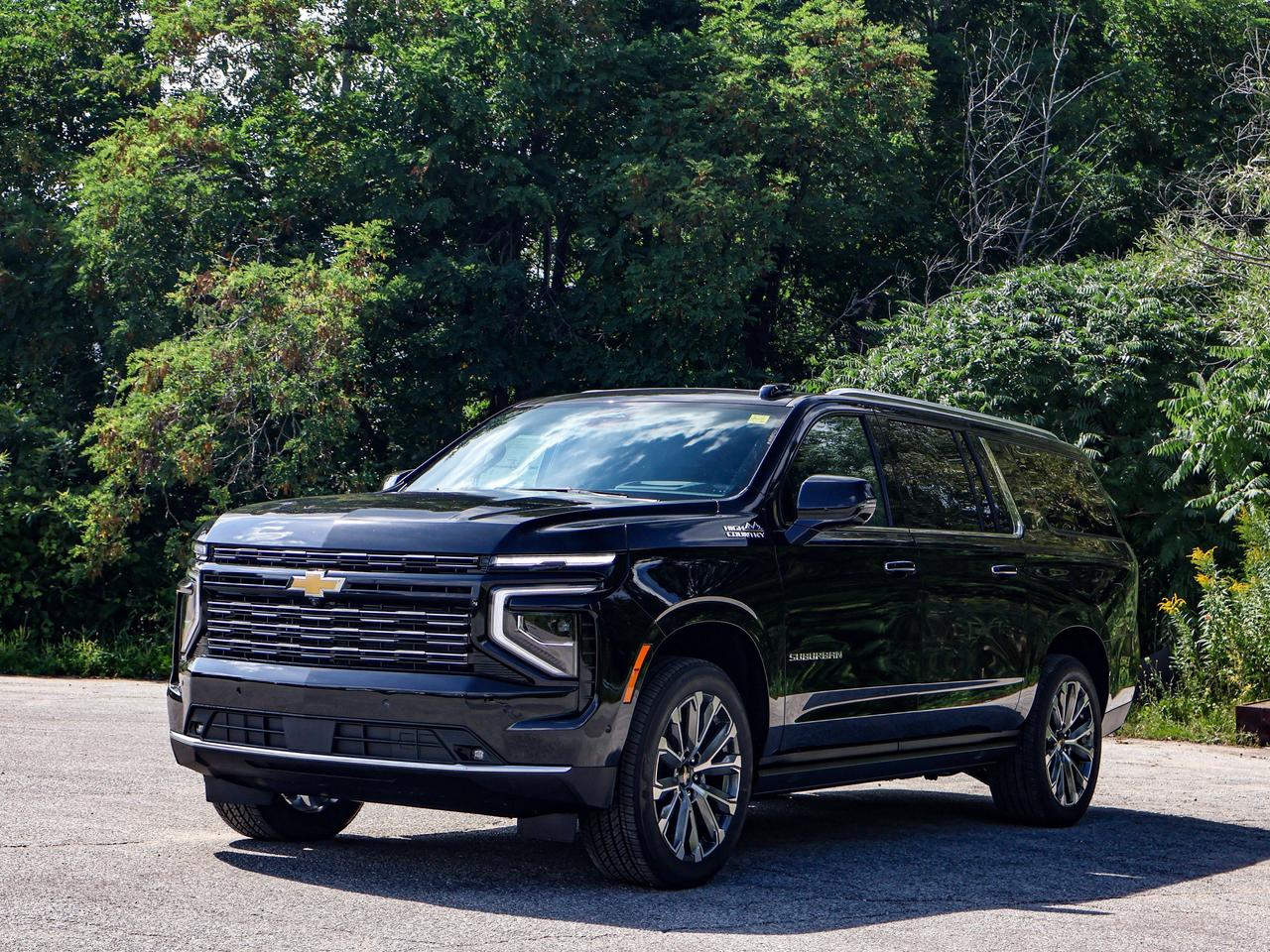2026 Chevrolet Suburban High Country Photo