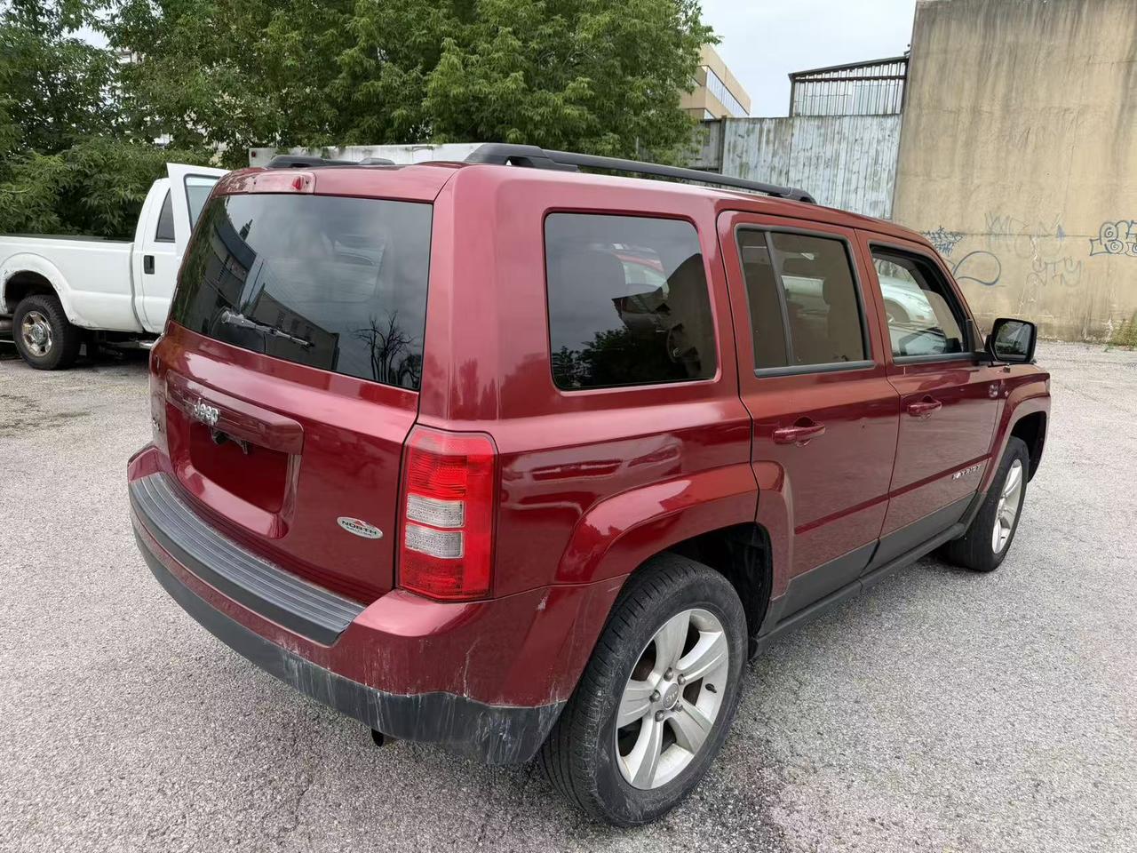 2015 Jeep Patriot 4WD 4dr North Photo3