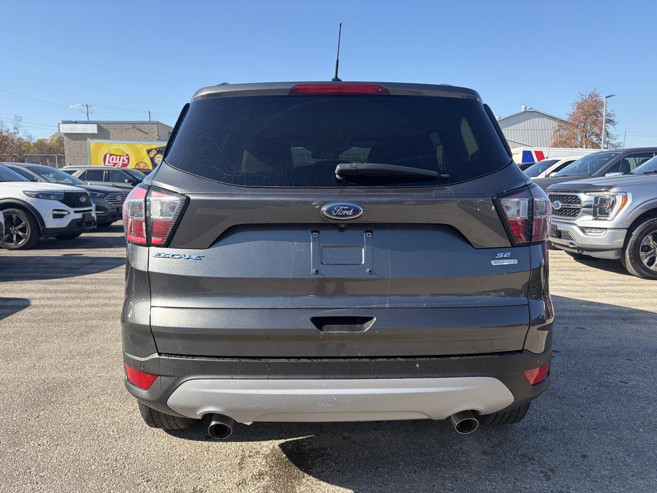 2017 Ford Escape SE FWD Photo4