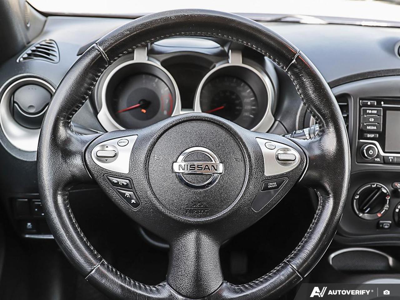 2015 Nissan Juke SV, AWD, LOW KM'S, R/V CAM, BLUETOOTH - Photo #14