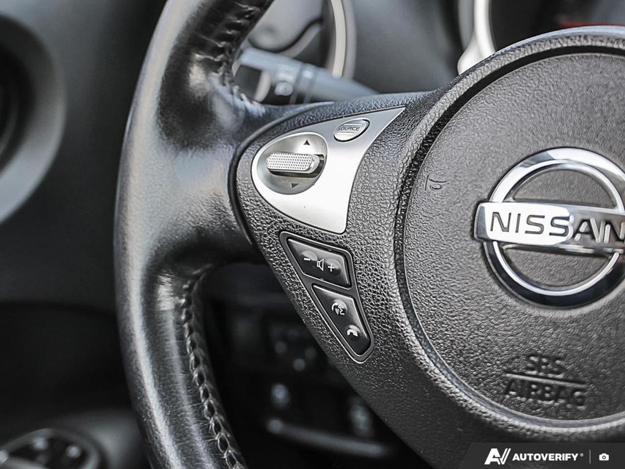 2015 Nissan Juke SV, AWD, LOW KM'S, R/V CAM, BLUETOOTH Photo