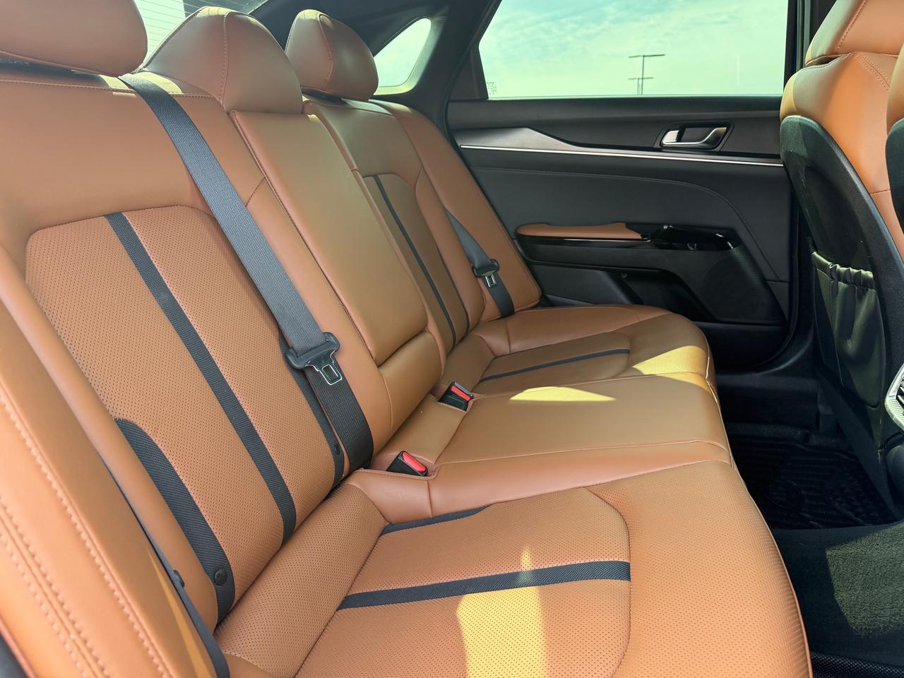 2023 Kia K5 GT w/Brown Interior Photo