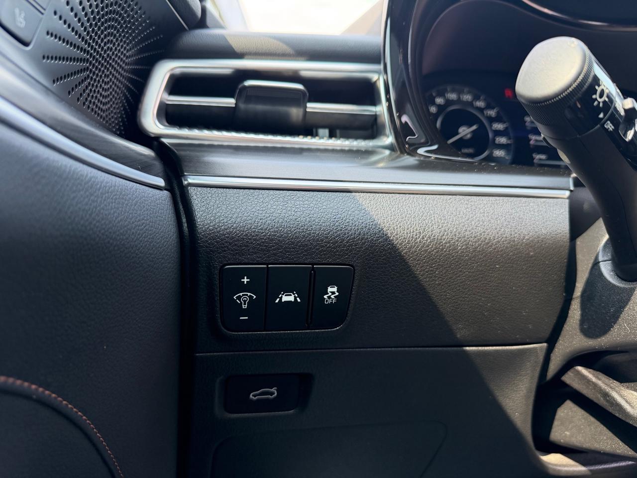 2023 Kia K5 GT w/Brown Interior Photo