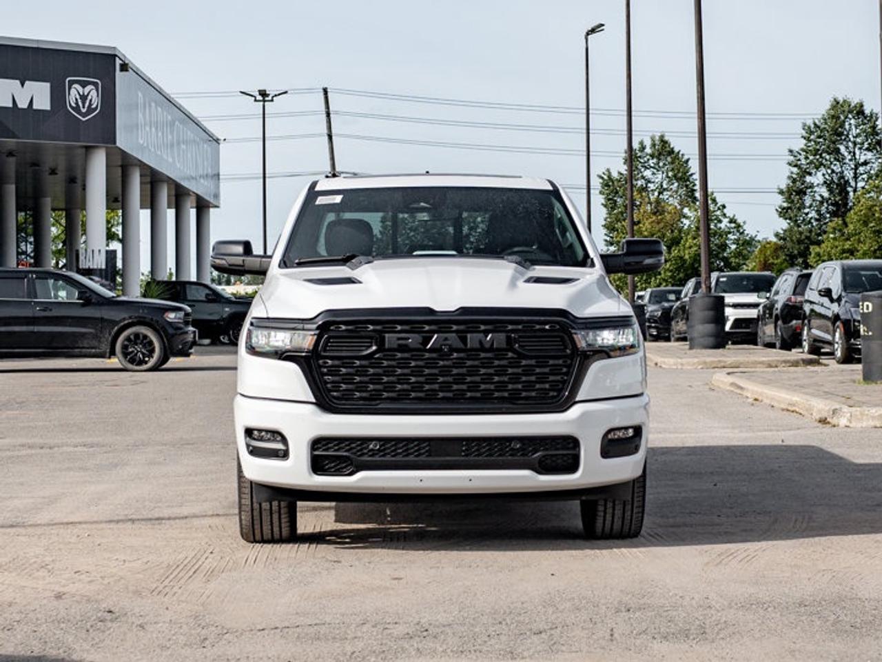 2027 RAM 1500 SPORT Photo