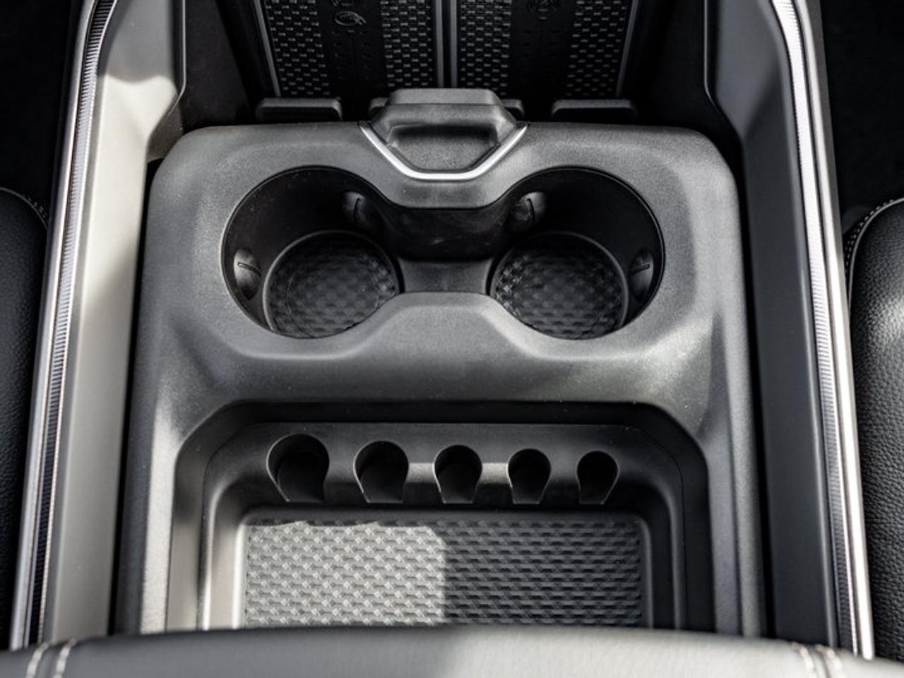 2027 RAM 1500 SPORT Photo
