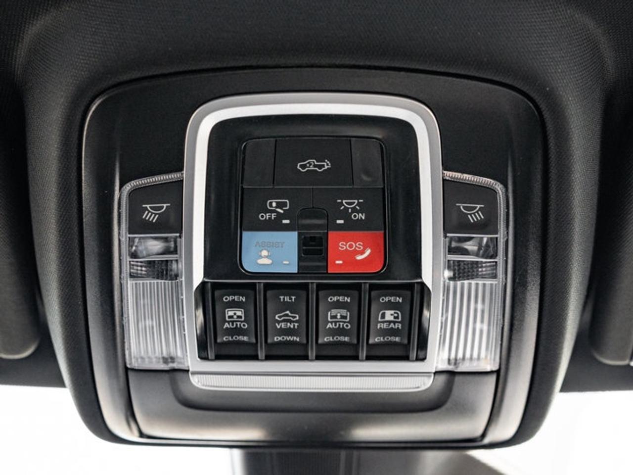 2027 RAM 1500 SPORT Photo