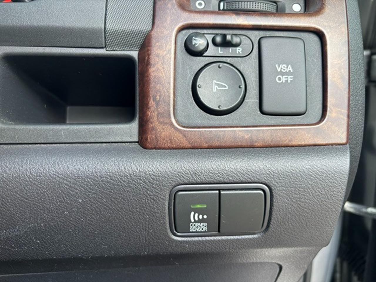 2007 Honda CR-V Right Hand Drive Photo