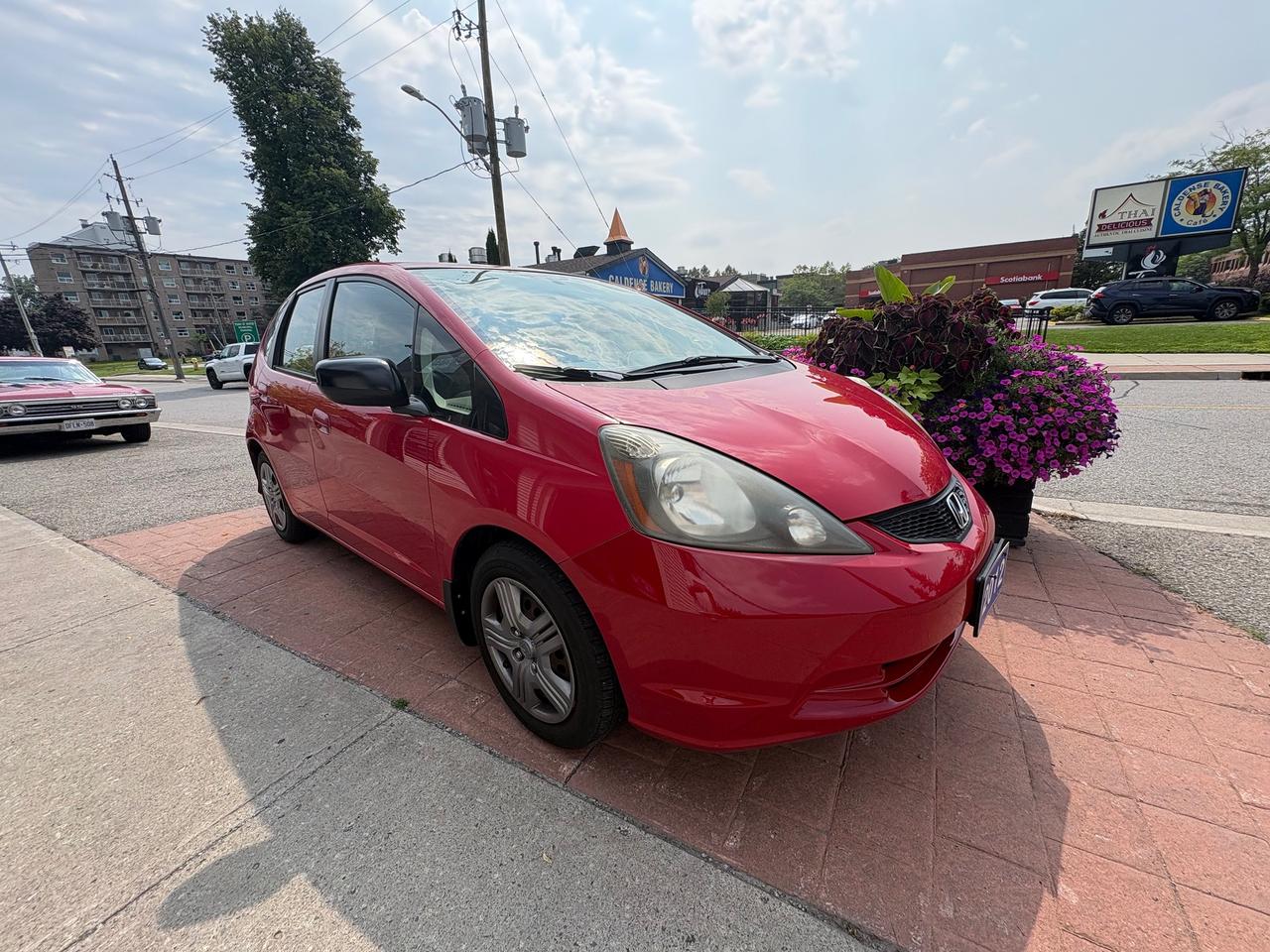 Used 2012 Honda Fit LX for sale in Whitby, ON