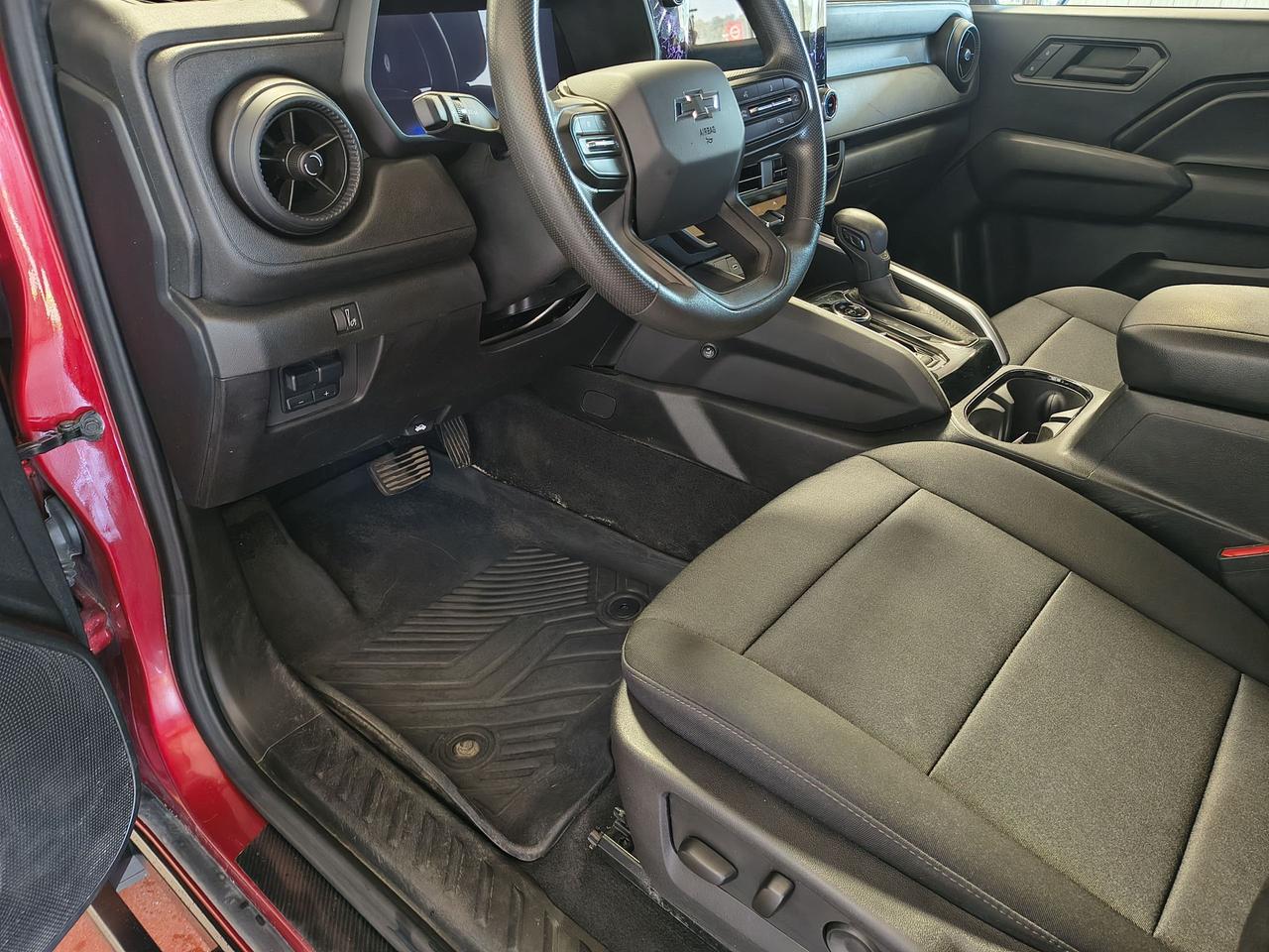 2024 Chevrolet Colorado 4WD Trail Boss Photo0