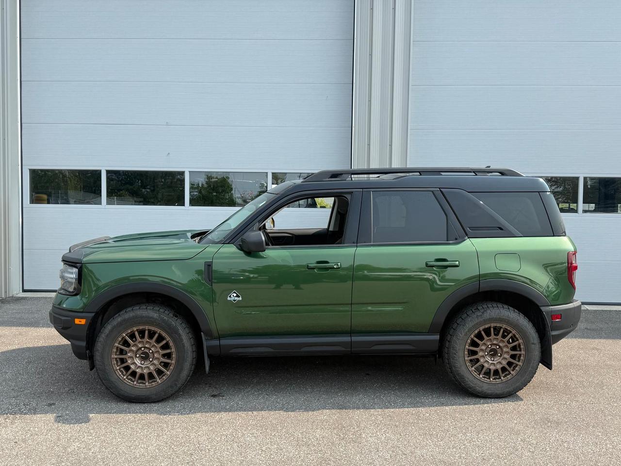 2024 Ford Bronco Sport Outer Banks 4x4 NAVI|CARPLAY|3SETSOFWHEELS Photo2