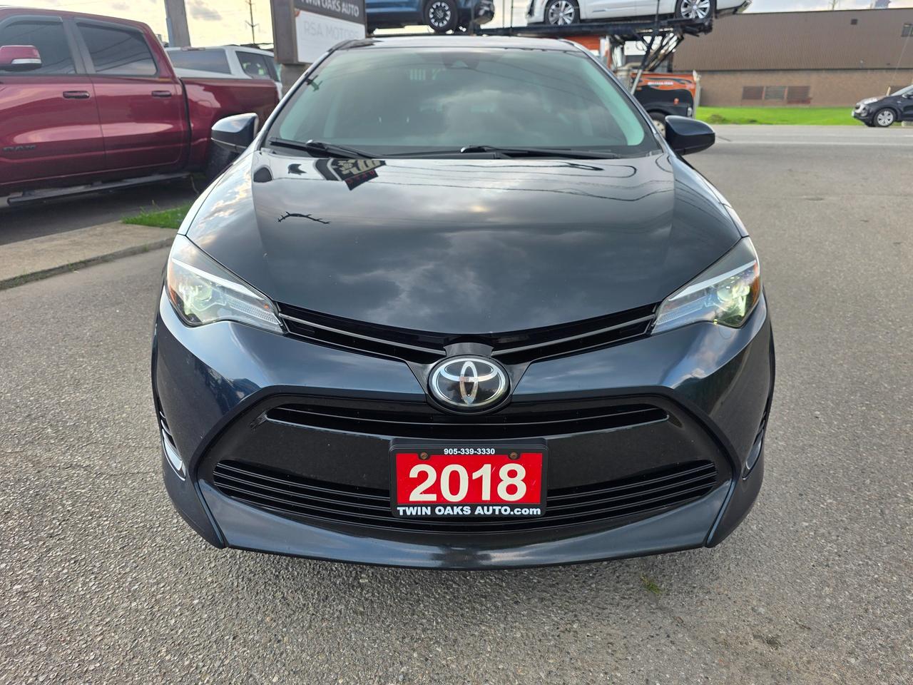 2018 Toyota Corolla LE - Photo #1