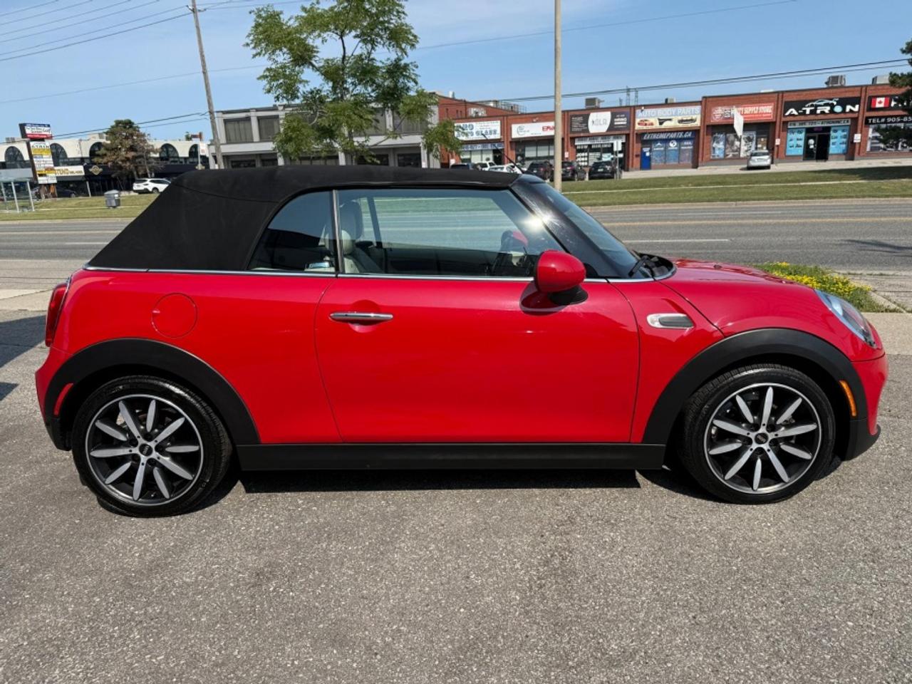 2019 MINI Cooper Convertible COOPER/ NO ACCIDENTS/ LEATHER/ NAVI/ REAR CAM Photo