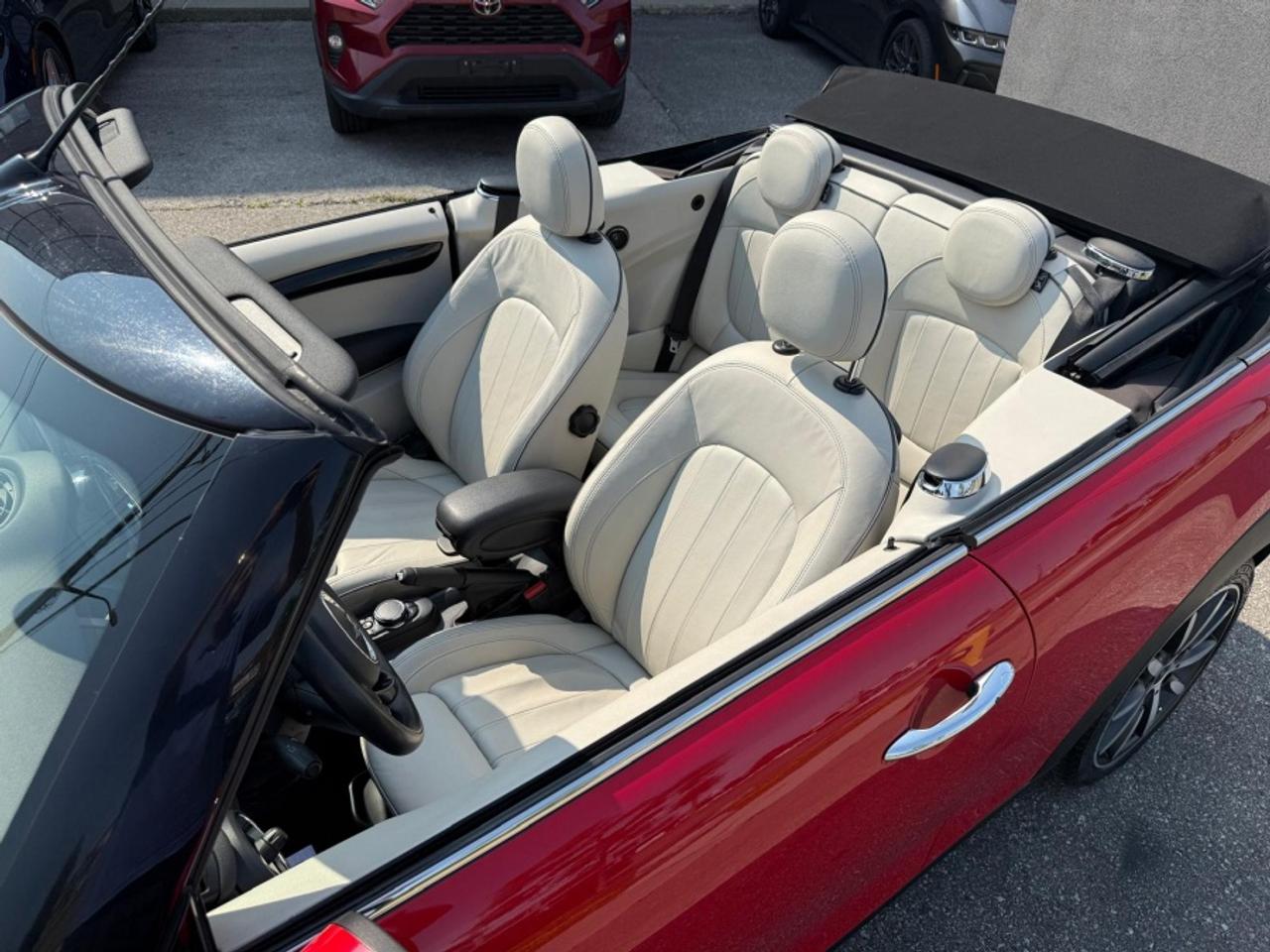 2019 MINI Cooper Convertible COOPER/ NO ACCIDENTS/ LEATHER/ NAVI/ REAR CAM Photo
