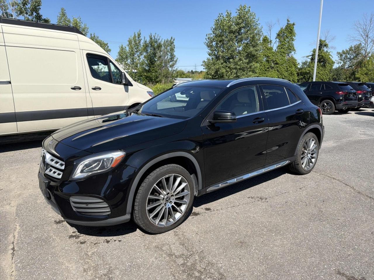 2019 Mercedes-Benz GLA GLA 250 4MATIC /WHITE LEATHER /PANO SUNROOF /NAVI