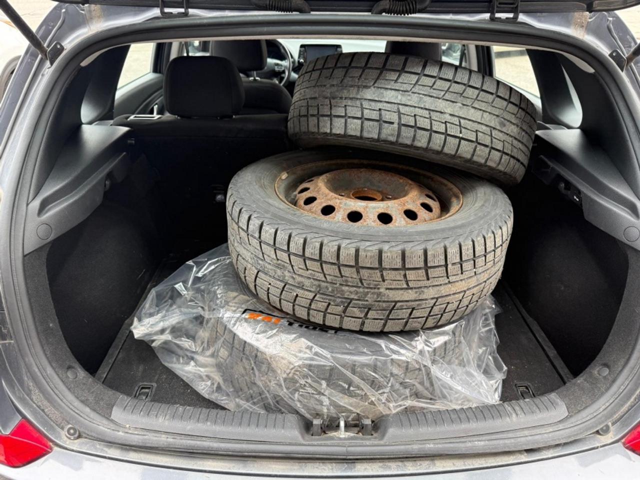 2020 Hyundai Elantra GT HATCHBACK /REAR CAM/ 2 SET WHEELS/ BLINDSPOTS - Photo #10