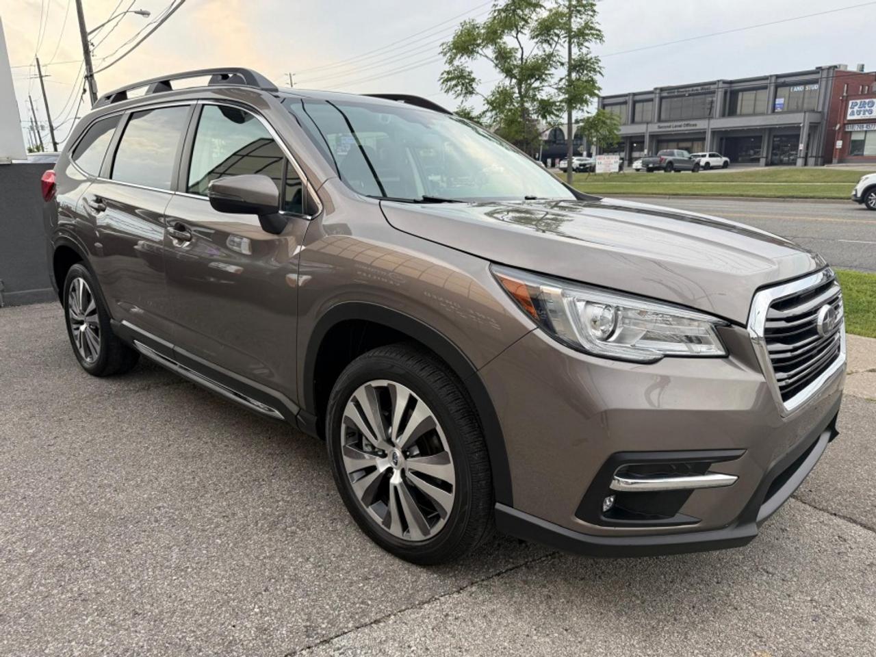 2022 Subaru ASCENT LIMITED AWD /7-PASSENGER/ LEATHER/ PANO SUNROOF Photo