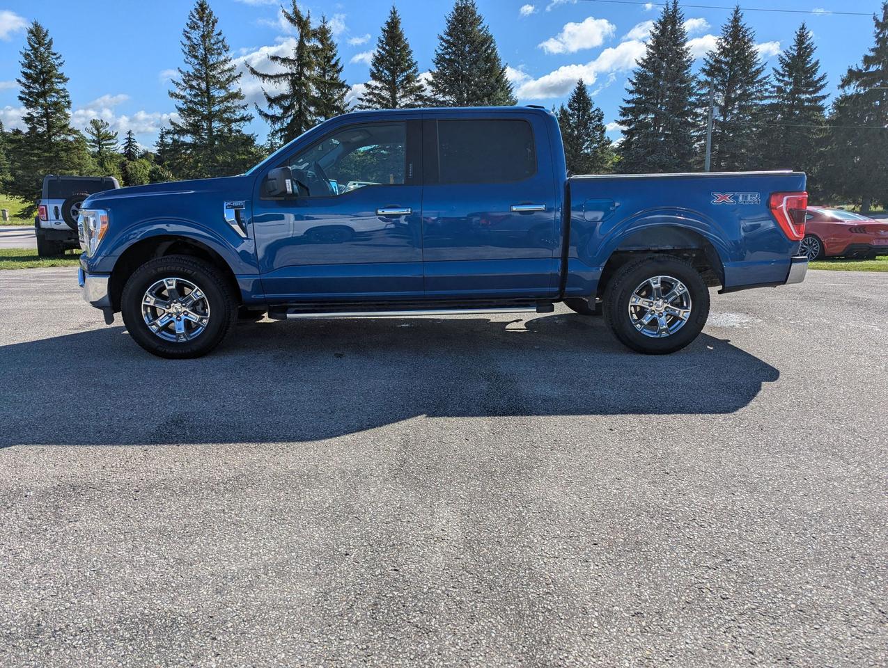 2023 Ford F-150 XLT 4WD SuperCrew 5.5' Box Photo2