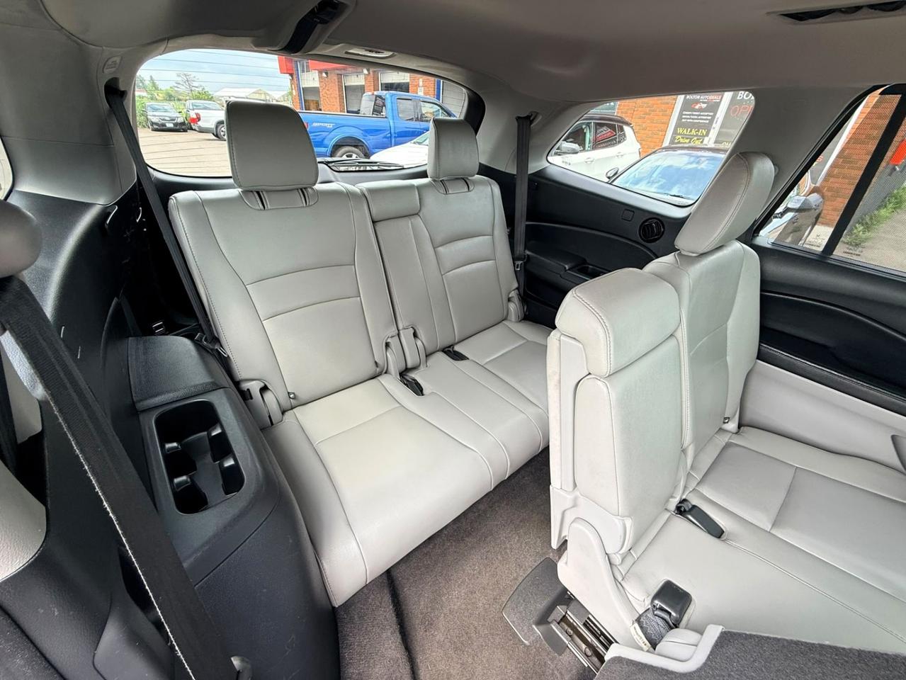 2016 Honda Pilot 4WD 4dr EX-L w/RES Photo5
