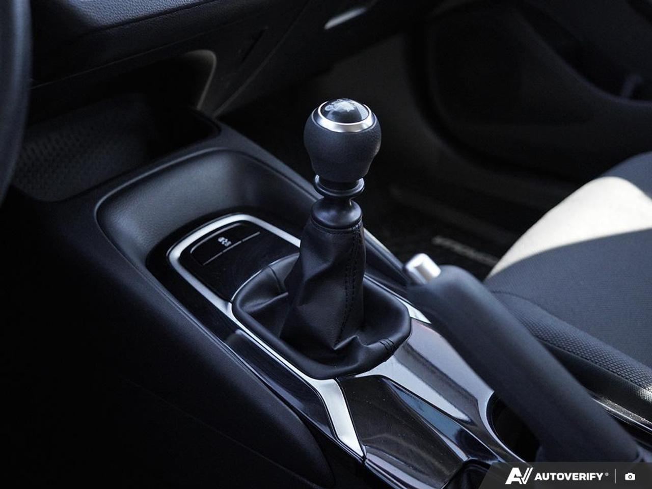 2022 Toyota Corolla MANUAL | NO ACCIDENTS | KEYLESS ENTRY | POWER WIND Photo