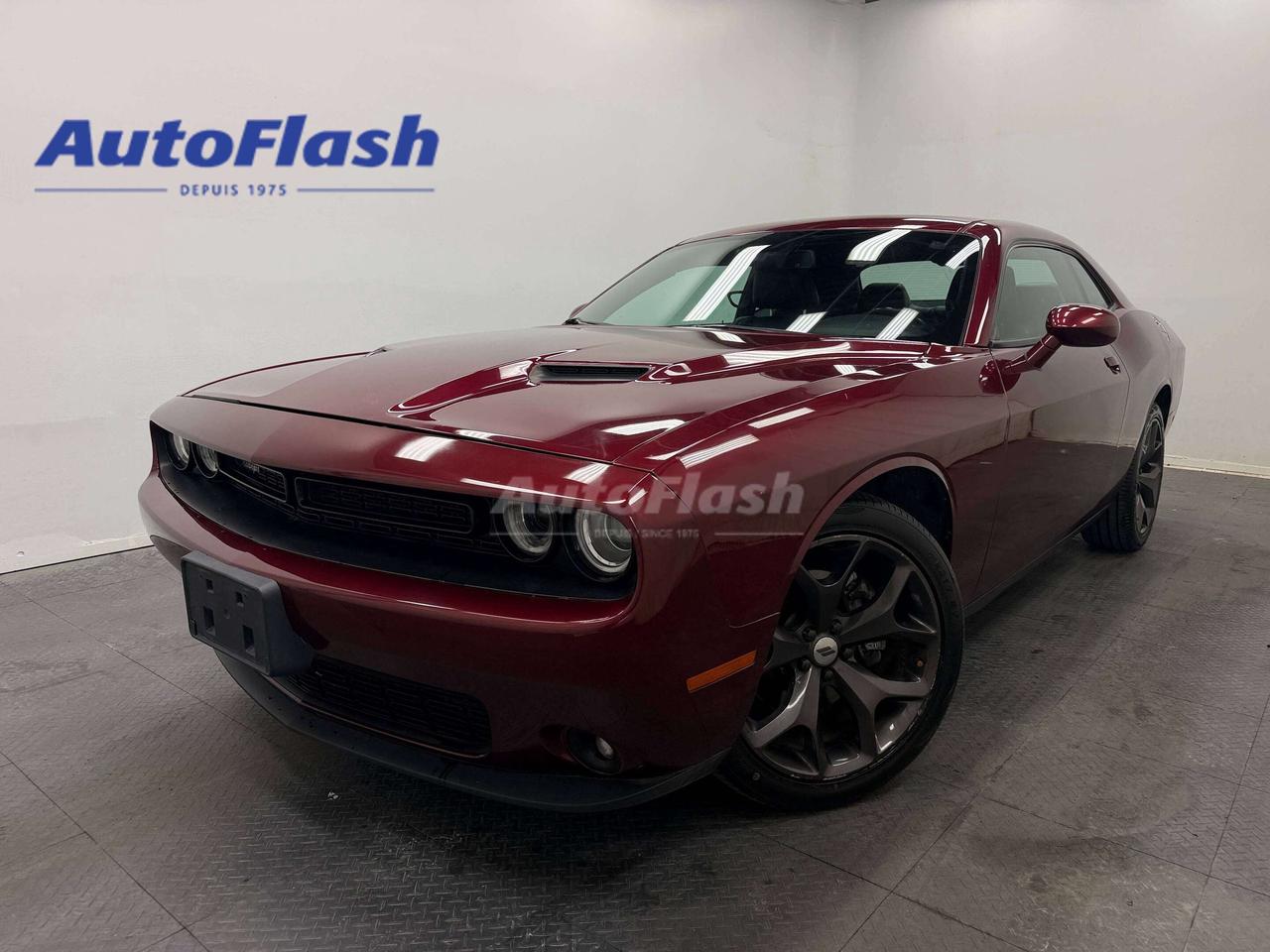 Used 2017 Dodge Challenger SXT, TOIT OUVRANT, ALPINE AUDIO, SIEGES VENTILLÉS for sale in Saint-Hubert, QC