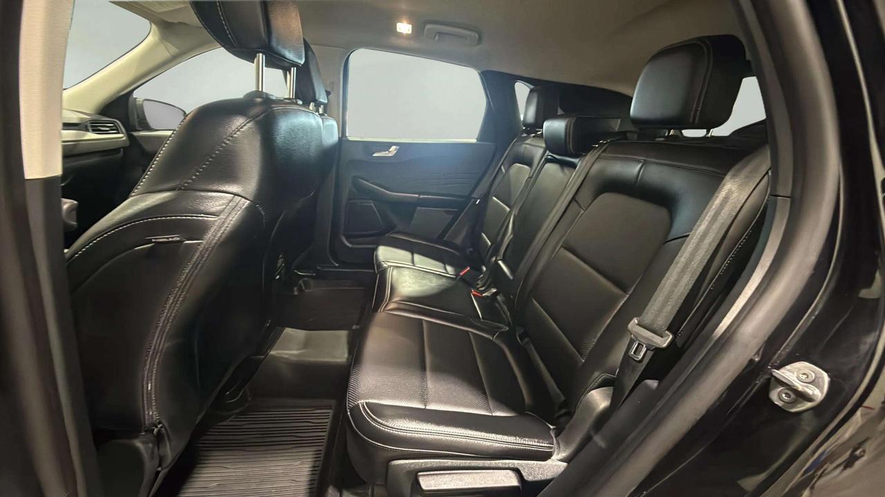 2022 Ford Escape SEL | AWD | CLEAN CARFAX | 1 OWNER | CARPLAY Photo