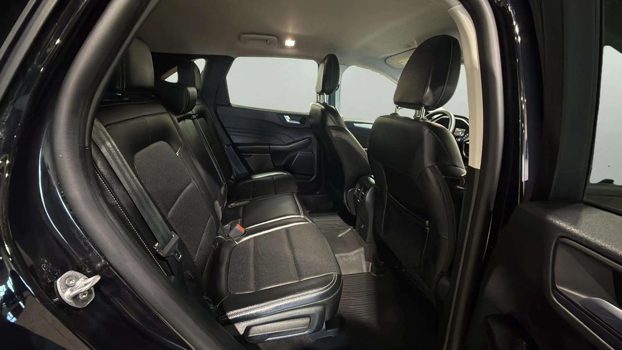 2022 Ford Escape SEL | AWD | CLEAN CARFAX | 1 OWNER | CARPLAY Photo