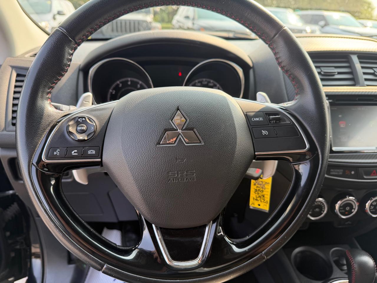 2017 Mitsubishi RVR Black Edition Photo