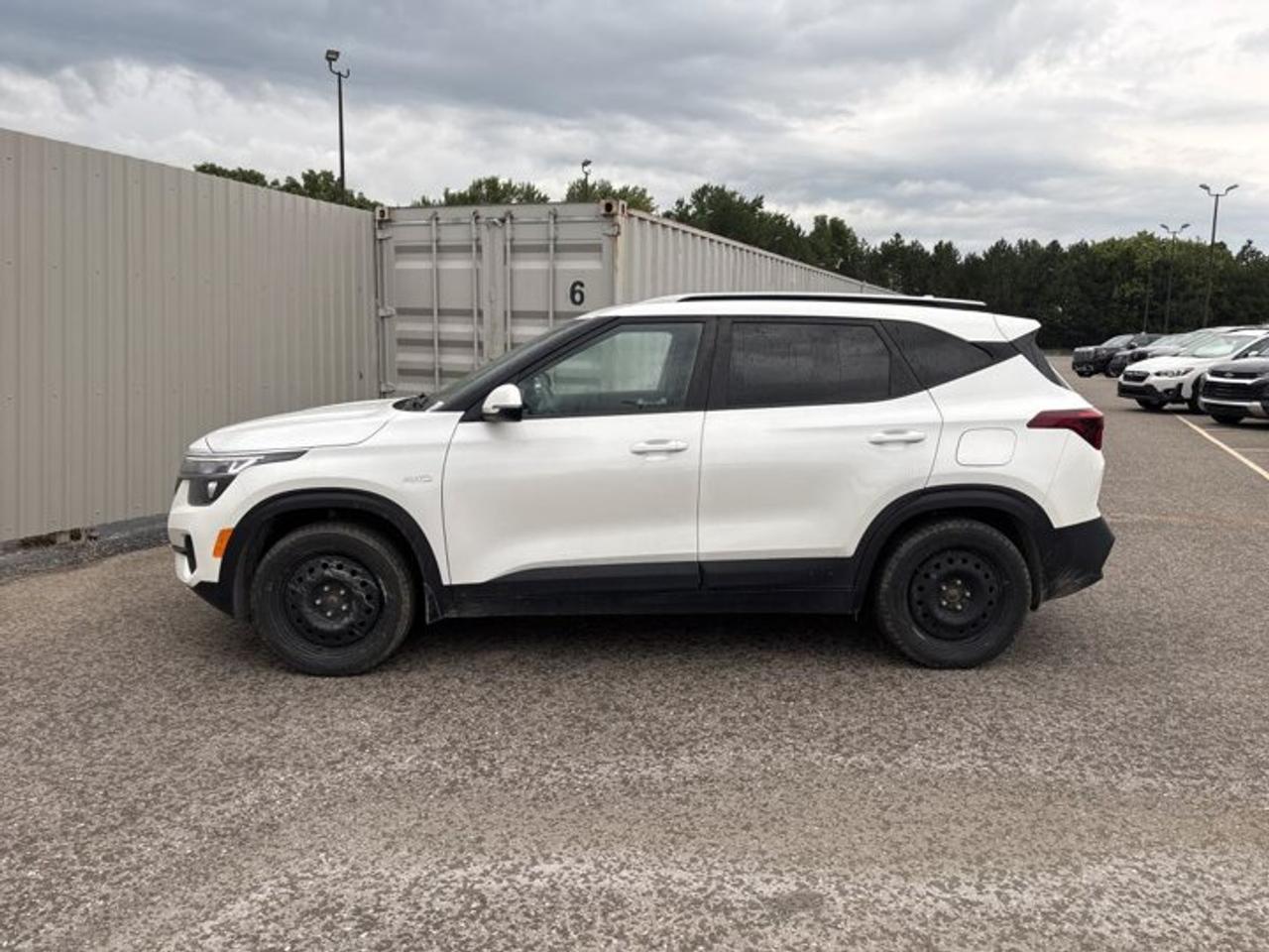 // ACCIDENT FREE!! //<br /><br />Meet the 2021 Kia Seltos LX AWD | No Accidents, a smart compact SUV that fits daily life in Cayuga with ease. Its white exterior and black interior give it a clean, modern look. With 63,000 km, a fuel-friendly 2.0-litre gas engine, CVT, and all-wheel drive, this used Kia is ready for work, errands, and weekend travel.<br /><br />This 2021 Kia Seltos LX AWD | No Accidents blends confident road manners with practical features drivers use every day. Four doors make entry simple for family and friends, while the elevated SUV design helps with visibility. Heated front seats, Apple CarPlay, Android Auto, and a backup camera add comfort and convenience to every drive.<br /><br />FEATURES OF THE Seltos LX AWD | No Accidents<br /><br />   All-wheel drive for year-round road confidence <br />   2.0-litre engine with smooth CVT <br />   Heated front seats for cold mornings <br />   Apple CarPlay and Android Auto included <br /><br />ADVANCED SAFETY FEATURES<br /><br />   Backup camera helps with reversing confidence <br />   Blind spot monitor supports safer lane changes <br />   Stability control helps maintain vehicle balance <br />   Side and head airbags add protection <br /><br />PERFORMANCE AND EFFICIENCY<br /><br />   2.0-litre gas engine balances daily efficiency <br />   Continuously Variable Transmission delivers smooth acceleration <br />   All-wheel drive adds traction in weather <br />   Power steering supports easy urban handling <br /><br />COMFORT AND CONVENIENCE<br /><br />   Heated front seats warm winter commutes <br />   Front air conditioning keeps cabin comfortable <br />   Power windows add everyday ease <br />   Cruise control helps on longer drives <br /><br />TECHNONOLGY AND CONNECTIVITY<br /><br />   Apple CarPlay connects favourite smartphone apps <br />   Android Auto keeps functions easy <br />   Bluetooth integration supports hands-free communication <br />   Steering wheel audio controls simplify use <br /><br />CARGO SPACE<br /><br />   Rear trunk access makes loading simple <br />   Four-door layout improves passenger flexibility <br />   Compact SUV shape suits daily errands <br />   Spare tire adds useful travel readiness <br /><br />AWARDS & RECOGNITIONS<br /><br />   Top Safety Pick, Insurance Institute for Highway Safety, 2021 <br /><br />WHAT OTHER OWNERS LIKE<br /><br />   Easy-to-use infotainment and phone connectivity <br />   Comfortable ride for daily commuting <br />   Helpful all-wheel drive in poor weather <br />   Practical size with flexible cargo room <br /><br />The 2021 Kia Seltos LX AWD | No Accidents is a great fit for drivers who want simple value without giving up key modern features. Its automatic headlights, fog lights, tinted windows, rear spoiler, and heated mirrors add everyday usefulness and style. Electric mirrors, turn signal mirrors, and rear window defroster also help when weather conditions change.<br /><br />Inside, this Kia keeps things easy and driver-focused. The adjustable steering wheel helps you find a comfortable driving position, while illuminated driver and passenger vanity mirrors add a thoughtful touch. Automatic door locks, child safety locks, tire pressure monitoring, and a passenger airbag sensor show this SUV was designed with real-world needs in mind.<br /><br />Haldimand Motors Ltd. offers this accident-free 2021 Kia Seltos LX AWD | No Accidents as a versatile SUV with the right mix of efficiency, traction, comfort, and technology. If you want a compact sport utility vehicle that feels easy to drive and easy to live with, this Seltos deserves a close look.<br /><br />This 2021 Kia Seltos LX AWD | No Accidentss VIN is: KNDEPCAA5M7178834.<br /><br />WHY CHOOSE US? <br /><br />Honest & Transparent Buying Experience: Weve been a trusted name in business since 1984.<br /><br />STRAIGHTFORWARD PRICING:<br />Our Advertised Price Includes:<br />>>Safety Certification (No separate fee!)<br />>>30-Day 100% Mechanical Warranty<br />>>FREE Carfax History Report.<br />>>No upcharge for paying cash.<br />(Prices Exclude HST and Licensing Fees only.)<br /><br />>>Browse 300+ vehicles all in ONE LOCATION<br /><br />EASY FINANCING: Great rates & open loans<br /><br />WE BUY CARS: Get Top Dollar for your trade-in, or sell us your vehicle for CASH! Even if you dont buy from us!<br /><br />STOP BY TODAY<br />Treat yourself - stop by Haldimand Motors Ltd. located at 42 Talbot St E, Cayuga, ON N0A 1E0 to make this car yours today!<br /><br />https://www.haldimandmotors.com/used/stock-461106.html