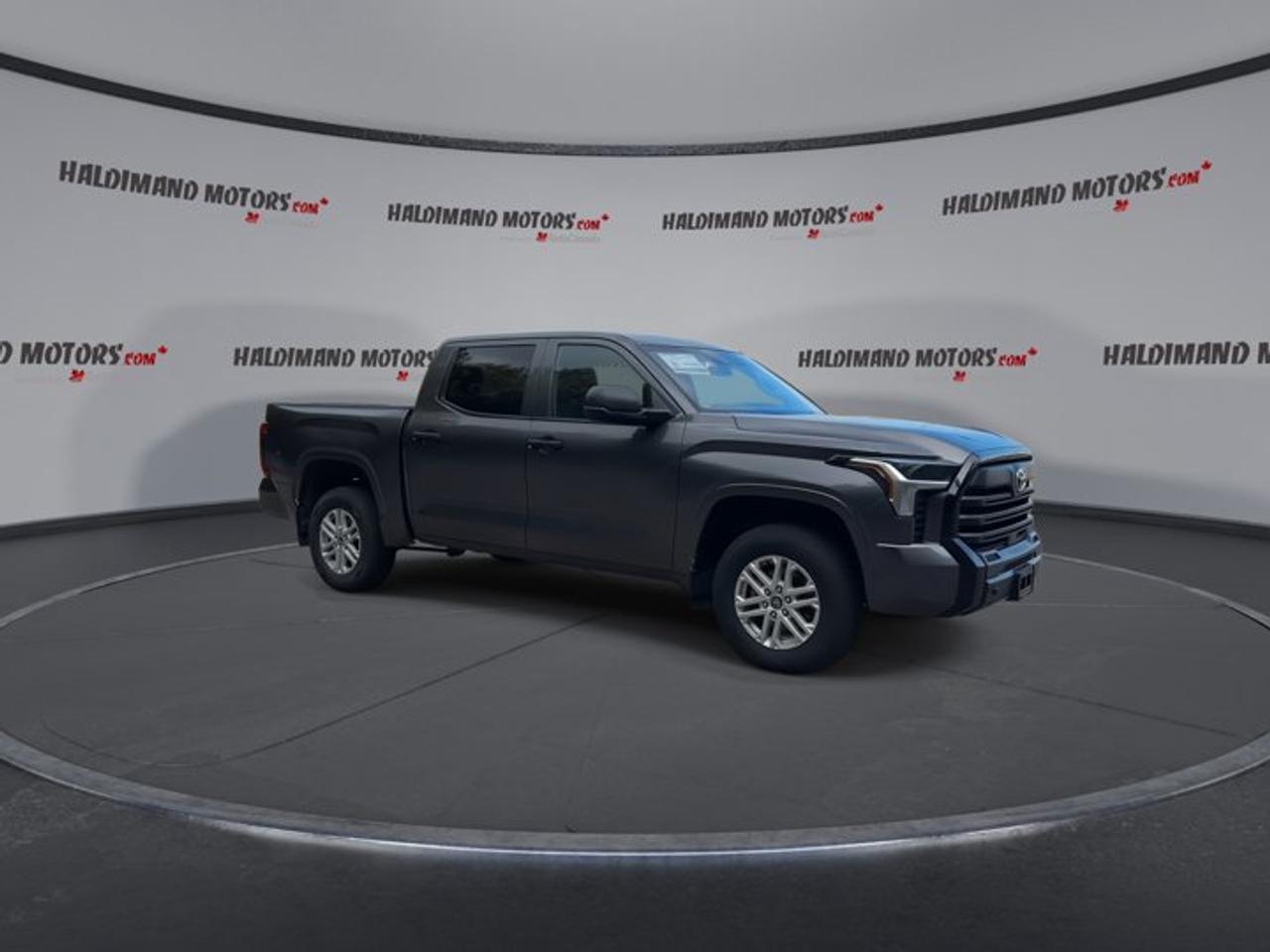 2024 Toyota Tundra SR Crewmax 4x4 | No Accidents Photo1