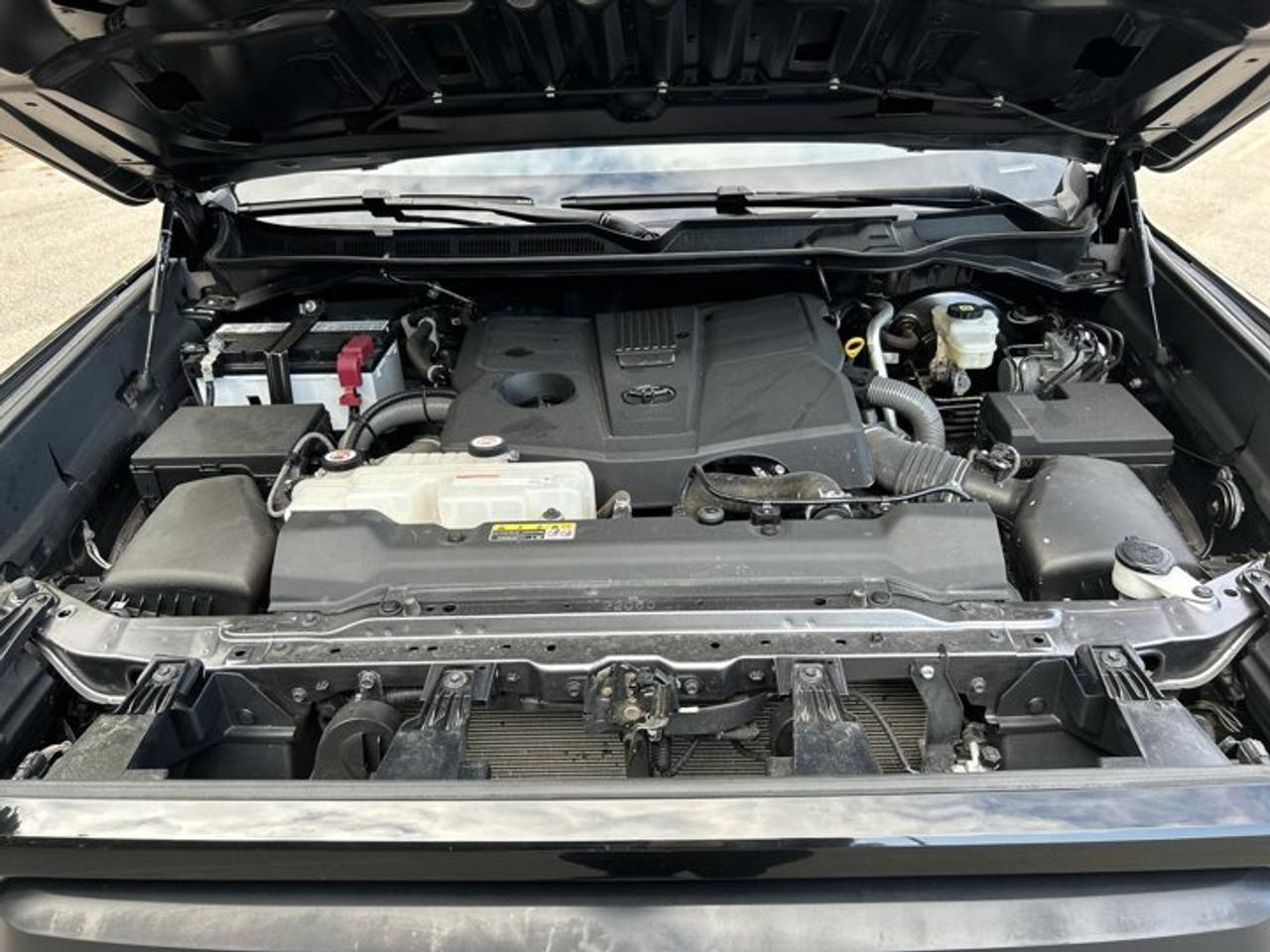 2024 Toyota Tundra SR Crewmax 4x4 | No Accidents Photo