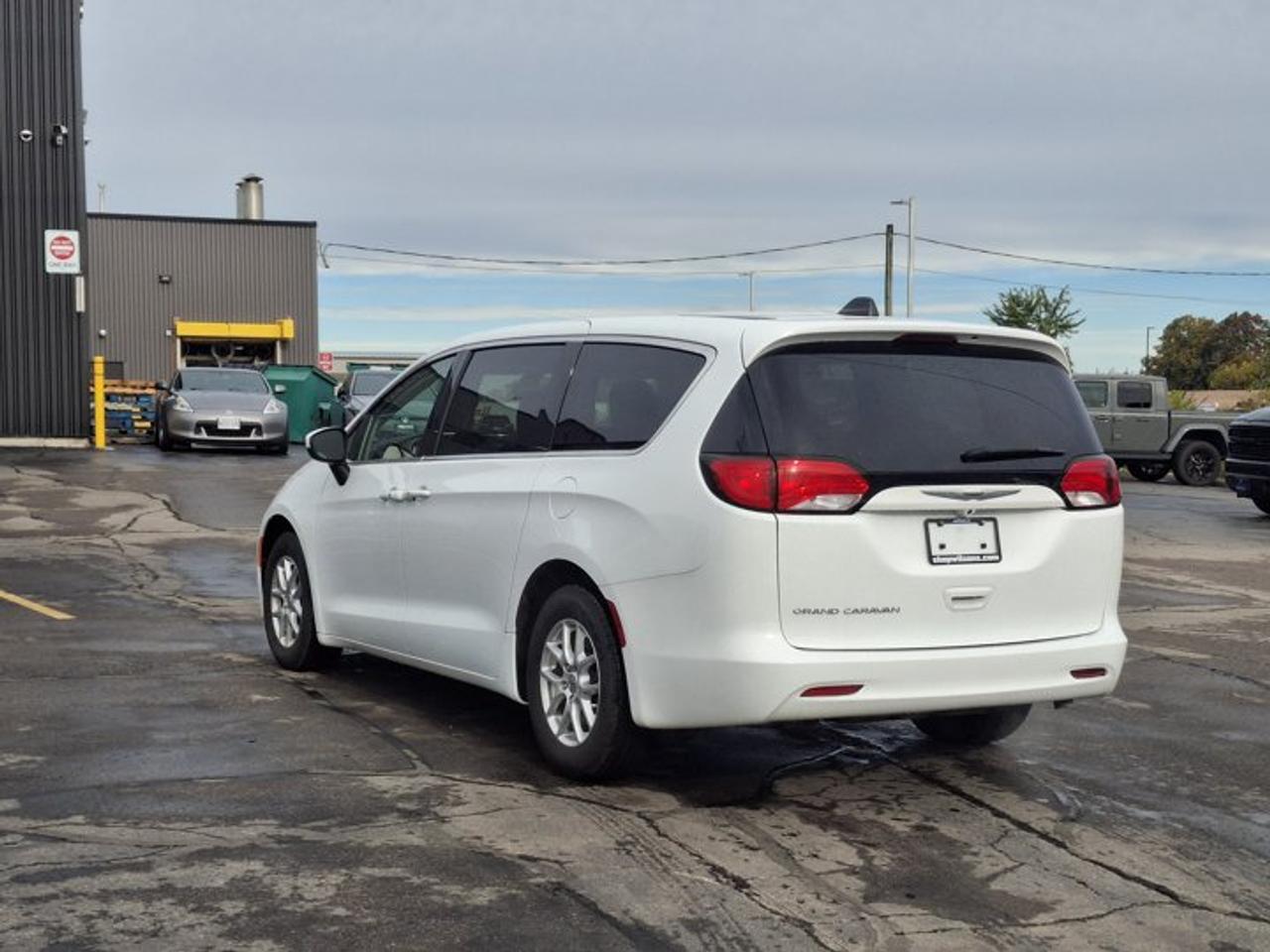 2022 Dodge Grand Caravan SXT | Heated Wheel + Seats | Power Sliding Doors | Power Seat | Power Liftgate | Stow N Go and More! Photo