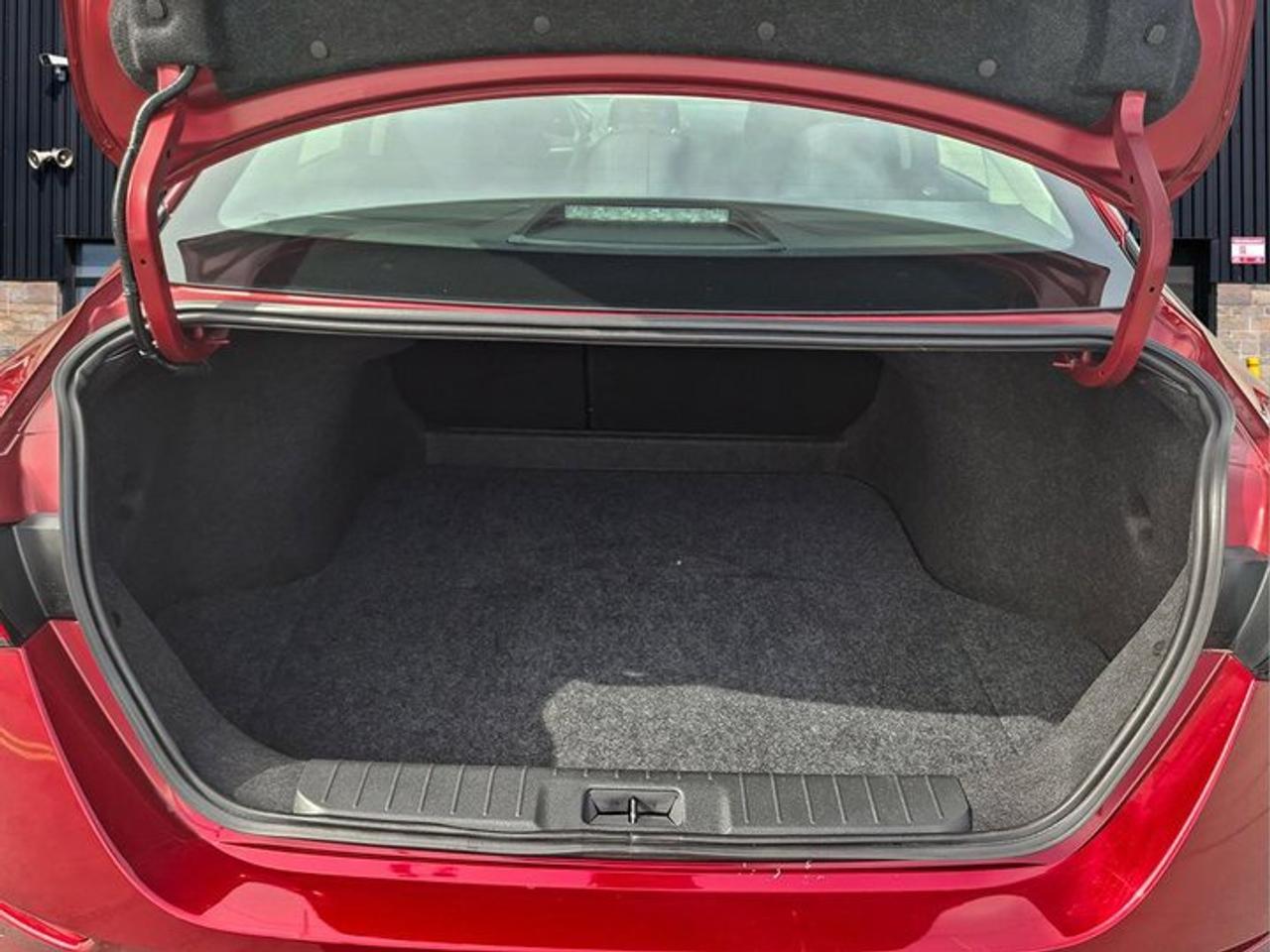 2025 Nissan Sentra SV | Adaptive Cruise | Heated Seats | CarPlay + Android | Remote Start | Rear Camera | and More ! Photo