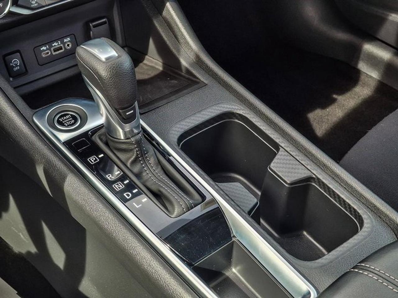 2025 Nissan Sentra SV | Adaptive Cruise | Heated Seats | CarPlay + Android | Remote Start | Rear Camera | and More ! Photo