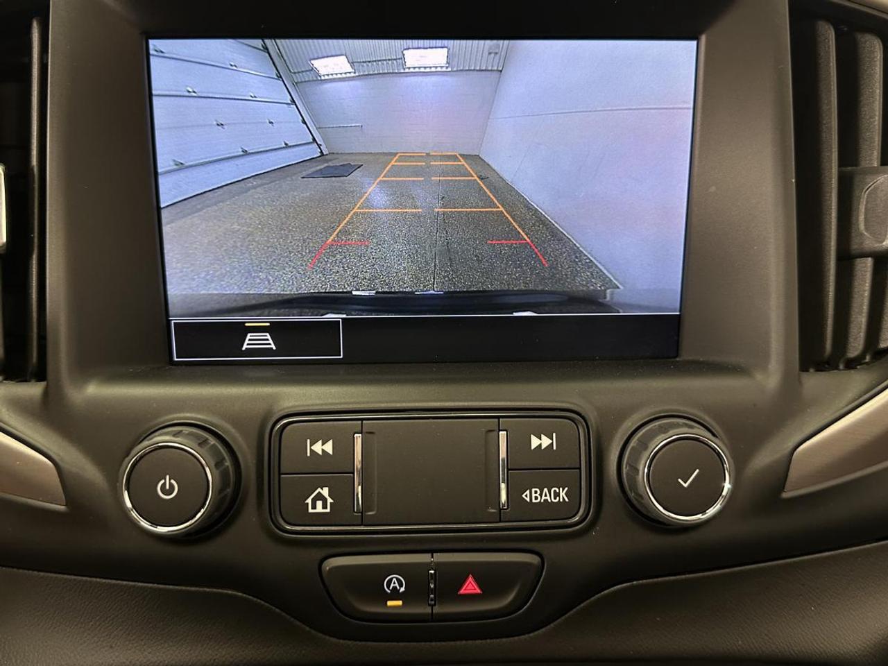 2022 GMC Terrain AT4/AWD/LEATHER/PANOROOF/1 OWNER LEASE RETURN! Photo