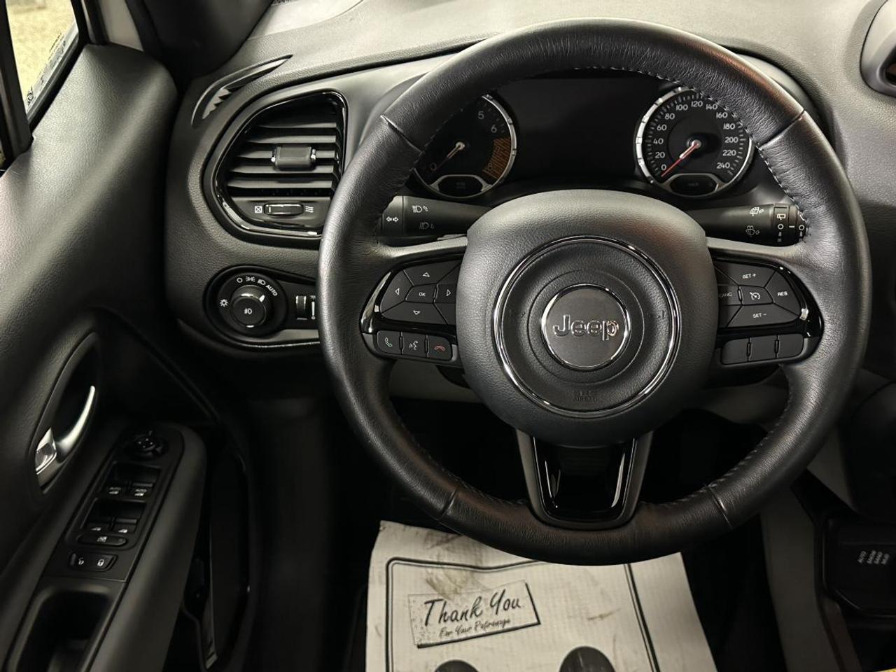 2022 Jeep Renegade North NORTH ALTITUDE/LEATHER/48KM/LOCAL TRADE! Photo