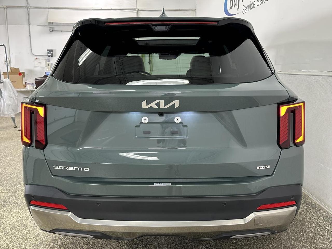 2025 Kia Sorento Hybrid SX AWD - HYBRID/AWD/16KM/PANO/NAVI/LEATHER/1 OWNER! Photo