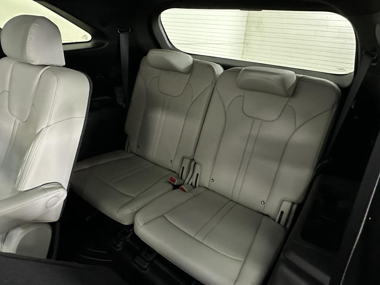 2025 Kia Sorento Hybrid SX AWD - HYBRID/AWD/16KM/PANO/NAVI/LEATHER/1 OWNER! Photo