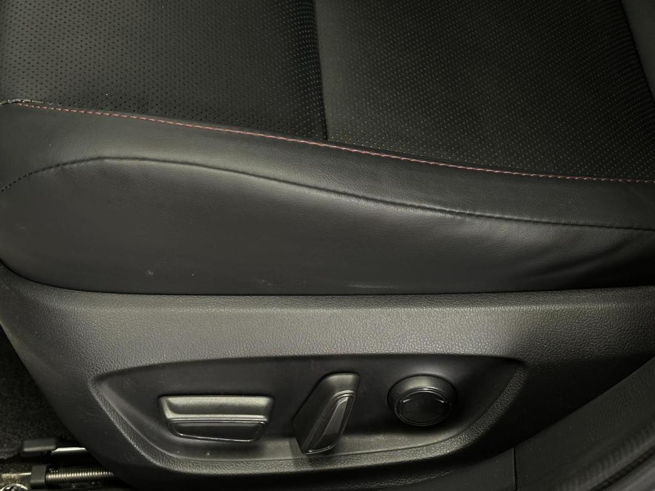 2023 Toyota Prius Prime XSE/DUAL MOONROOF/LEATHER/NAV/1 OWNER LEASE RETURN Photo