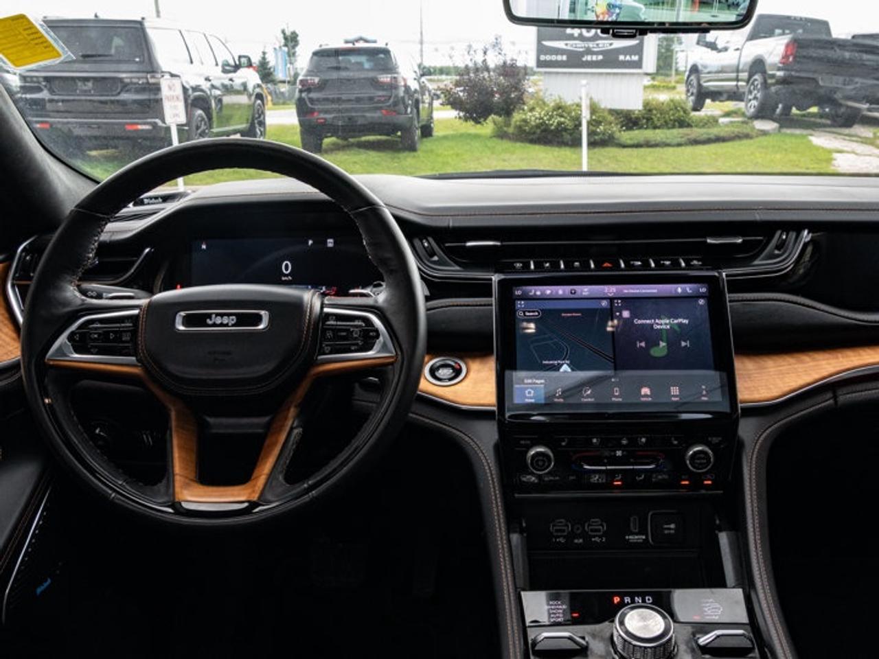 2025 Jeep Grand Cherokee Summit Reserve Photo2