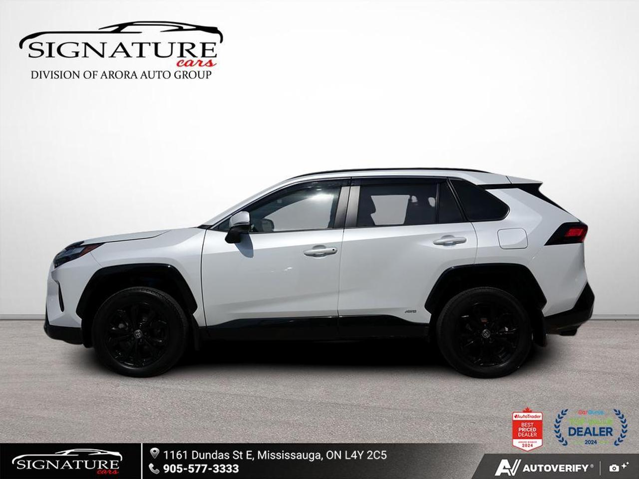 2023 Toyota RAV4 Hybrid SE AWD No Accident Sunroof Carplay BSM Photo