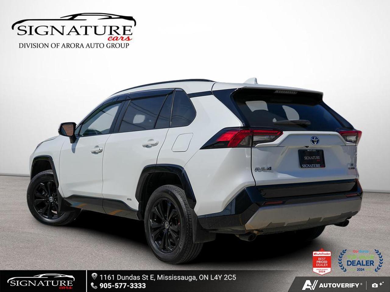 2023 Toyota RAV4 Hybrid SE AWD No Accident Sunroof Carplay BSM Photo3