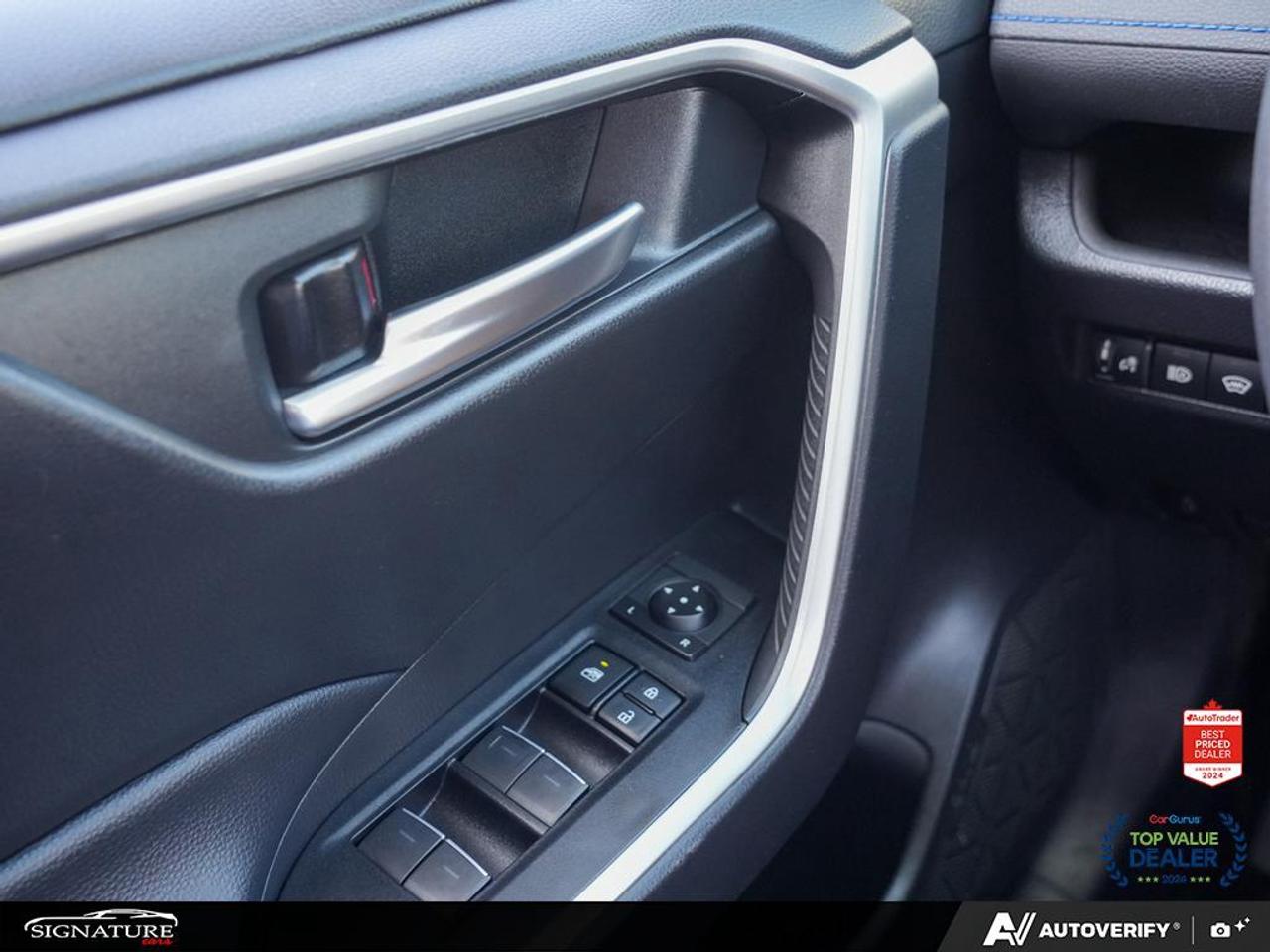 2023 Toyota RAV4 Hybrid SE AWD No Accident Sunroof Carplay BSM Photo