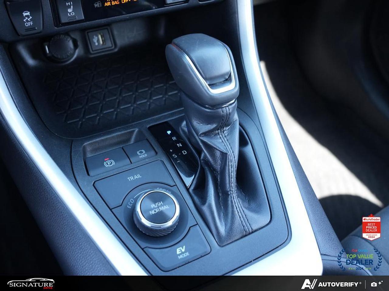 2023 Toyota RAV4 Hybrid SE AWD No Accident Sunroof Carplay BSM Photo