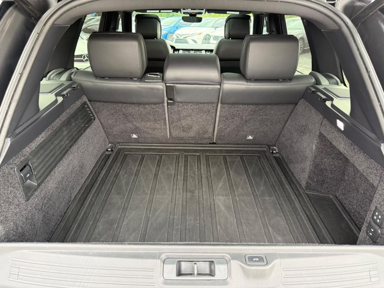 2020 Land Rover Range Rover HSE Photo