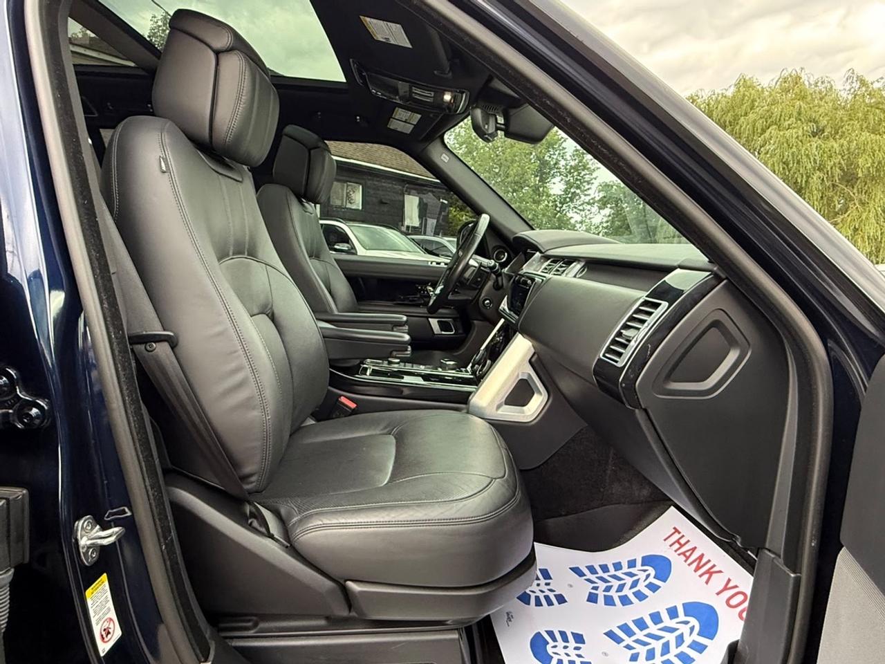 2020 Land Rover Range Rover HSE Photo