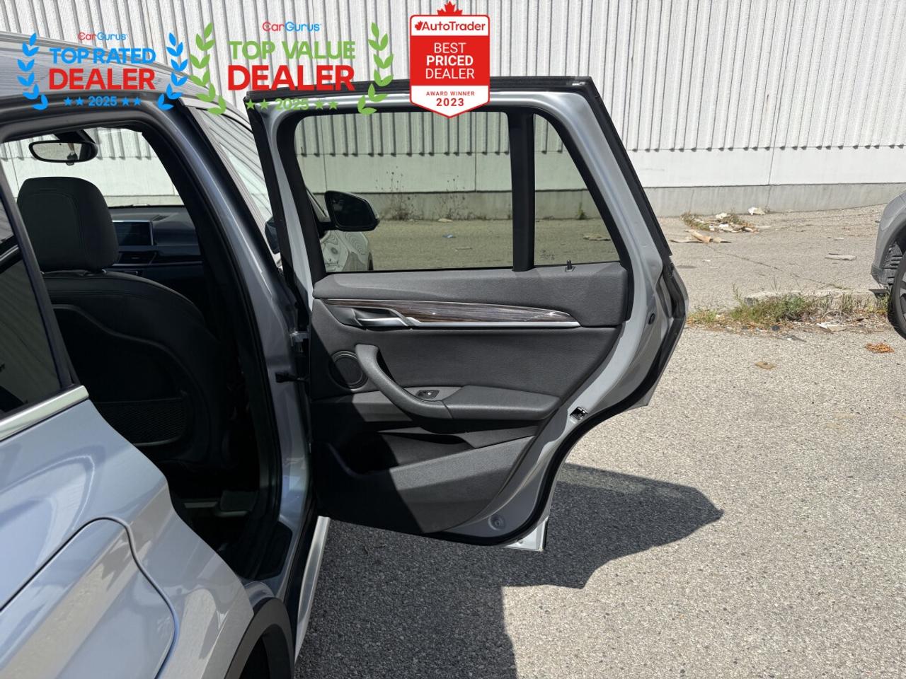 2017 BMW X1 PREMIUM PKG | HUD | PANO | NAVI | LOADED Photo