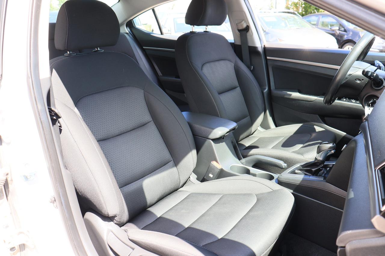 2017 Hyundai Elantra GL | Auto | CarPlay | Cam | Alloys | Cold AC ++ Photo67